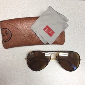 Ray-Ban Aviator Sunglasses!!